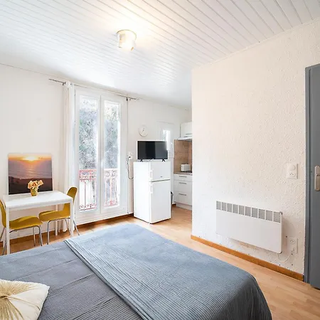 Des Thermes - A 200m Des Thermes Apartment *